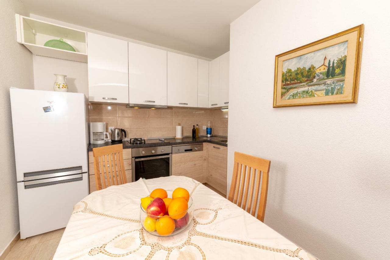 Apartman Hibiskus Бол Экстерьер фото
