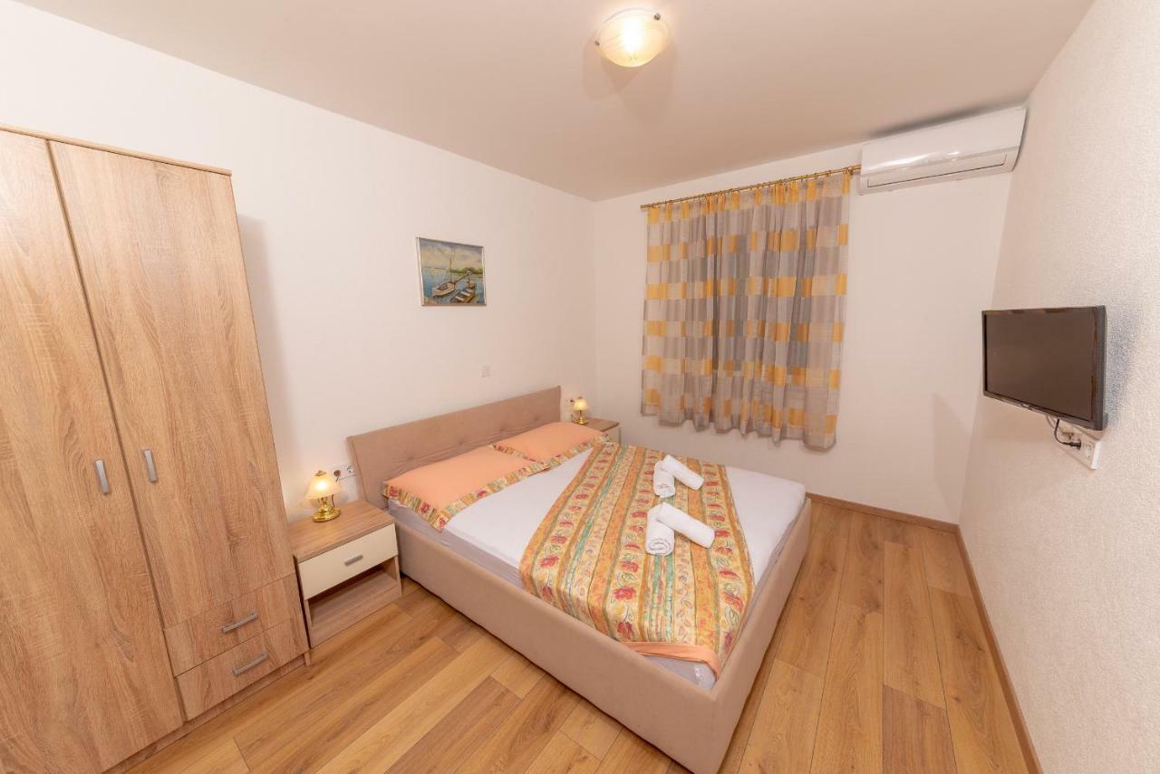 Apartman Hibiskus Бол Экстерьер фото